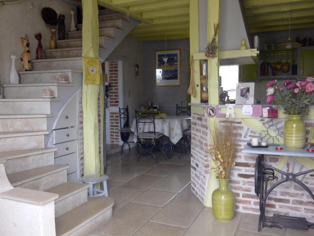 Les Hirondelles Acomodação com café da manhã Onzain Exterior foto