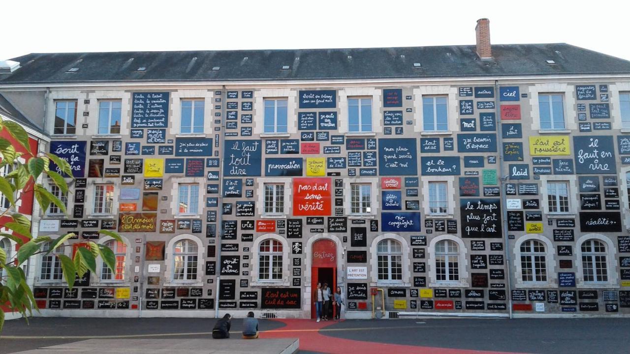 Les Hirondelles Acomodação com café da manhã Onzain Exterior foto